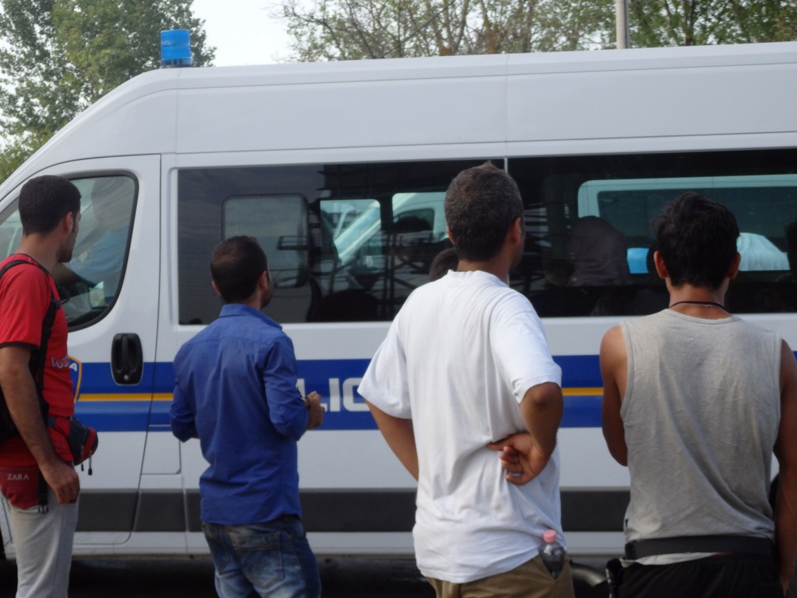 Ispitivanje pritužbi na policijsko postupanje prema migrantima
