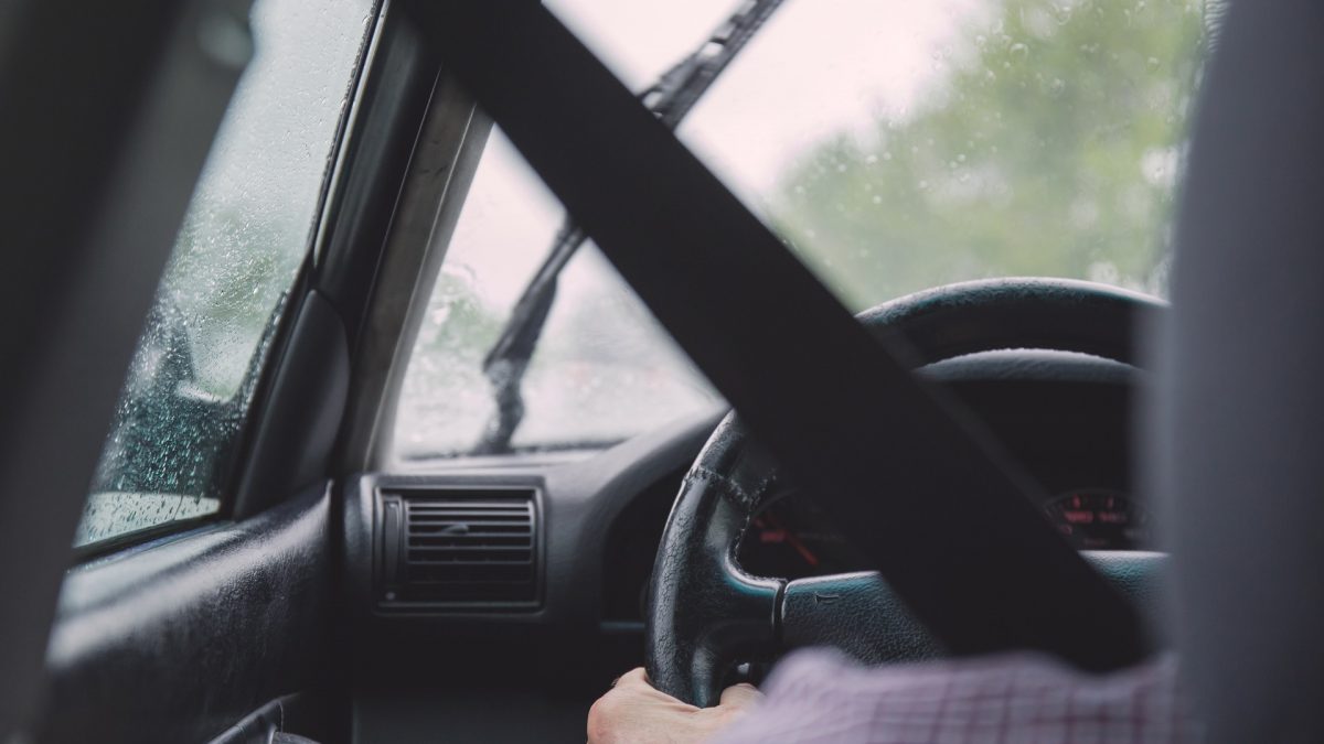 Može li posjedovanje automobila biti uvjet za zapošljavanje?